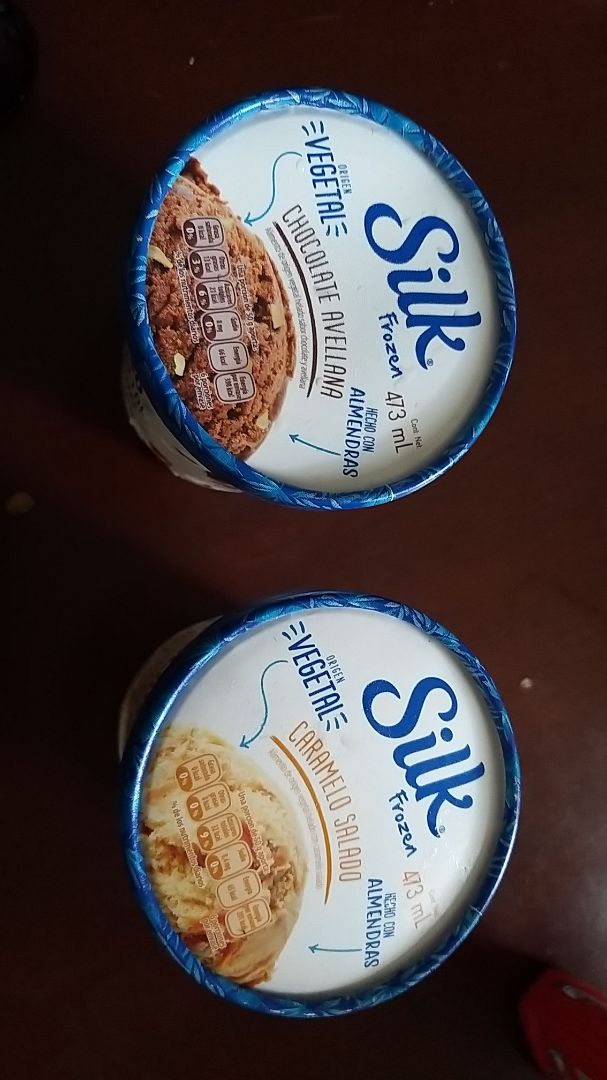 photo of Silk Silk Frozen Chocolate Avellana shared by @silviware on  09 Dec 2019 - review