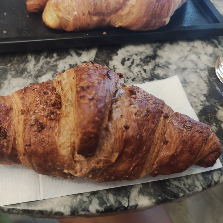 photo of Soverato Dolci Montepaone Croissant agrumi e zenzero shared by @bebanna on  06 Aug 2022 - review