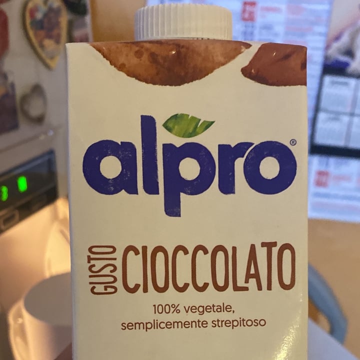 photo of Alpro soya gusto cioccolato shared by @flamasflames on  14 Nov 2022 - review