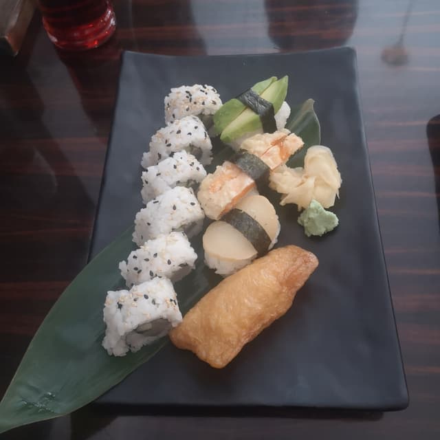 Photo of the dish “Vegan 10 Piece Sushi Platter”