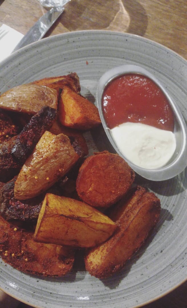 photo of Michelangelo Cafe Potatoes shared by @yasminbee on  04 Sep 2019 - review