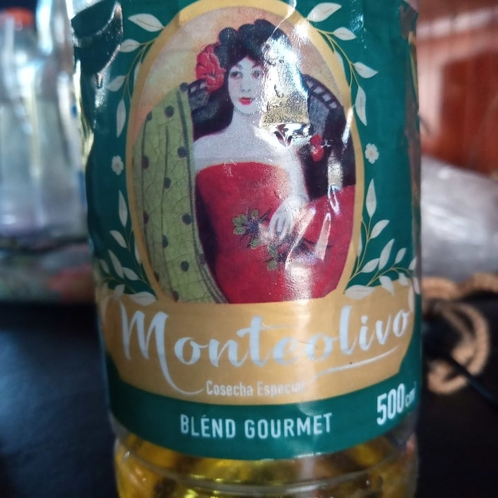 review photo of Monteolivo Aceite de oliva BLEND GURMET shared by @flormau1618 on 01 May 2021 - review