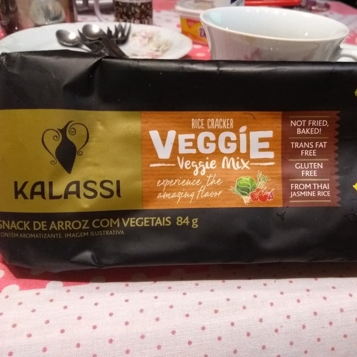 photo of Kalassi Rise cracker veggie mix shared by @terezinhagomes on  26 Apr 2022 - review