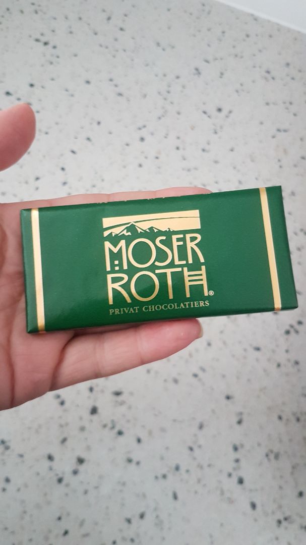 photo of Moser Roth Mint Flavour Dark Chocolate shared by @kmazz on  29 May 2020 - review