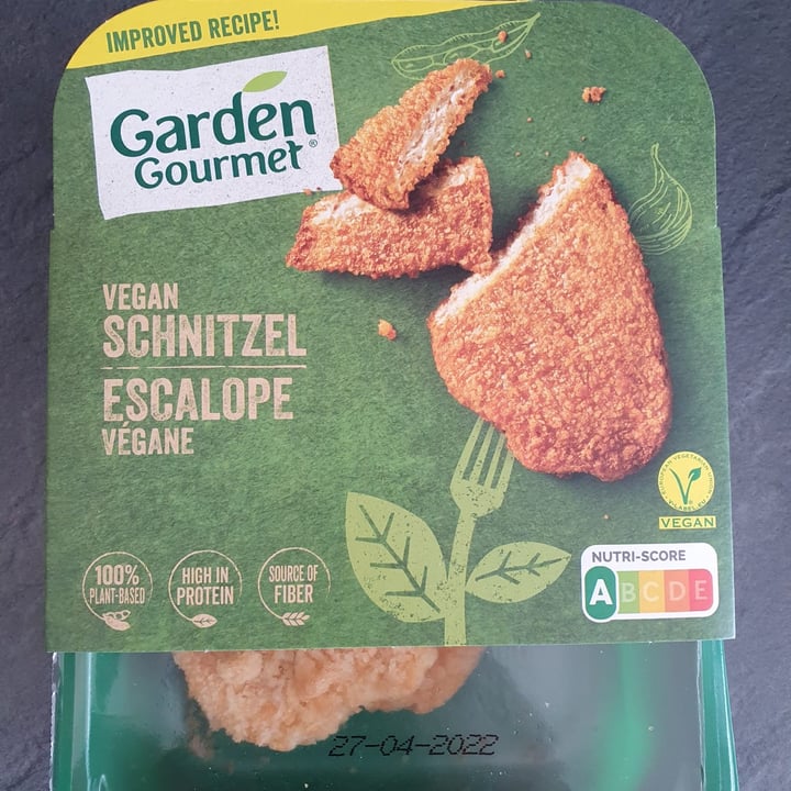photo of Garden Gourmet Vegane Schnitzel shared by @micheladg on  09 Apr 2022 - review