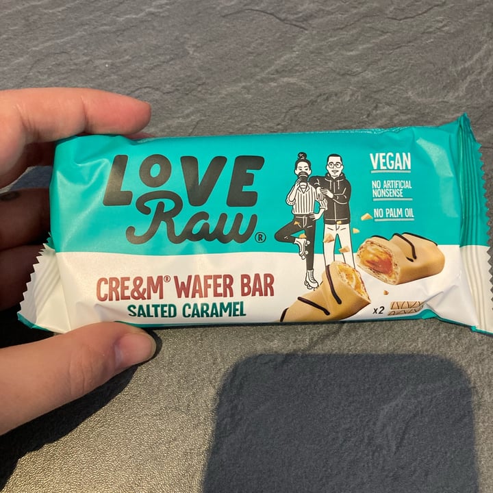 photo of LoveRaw Cre&m Wafer Bar Salted Caramel shared by @micheladg on  08 May 2022 - review