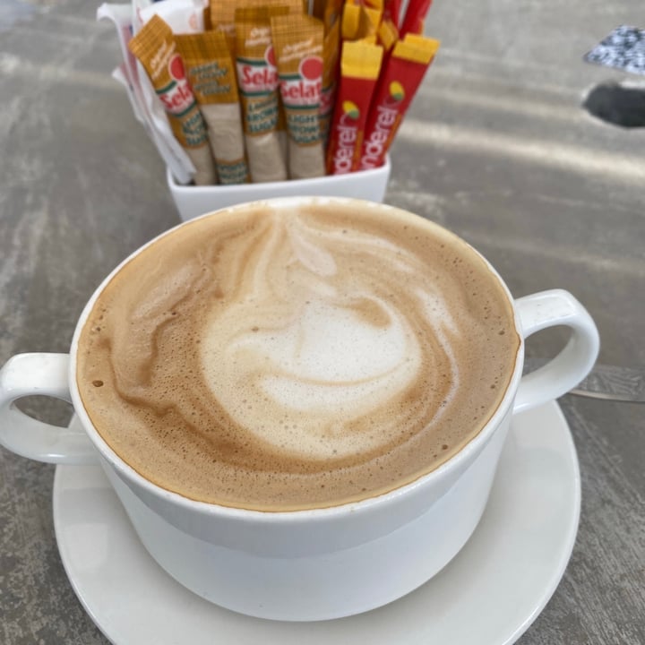 review photo of Green Thumb Nursery & Restaurant Cappuccino with macadamia milk shared by @renek123 on 25 May 2021 - review
