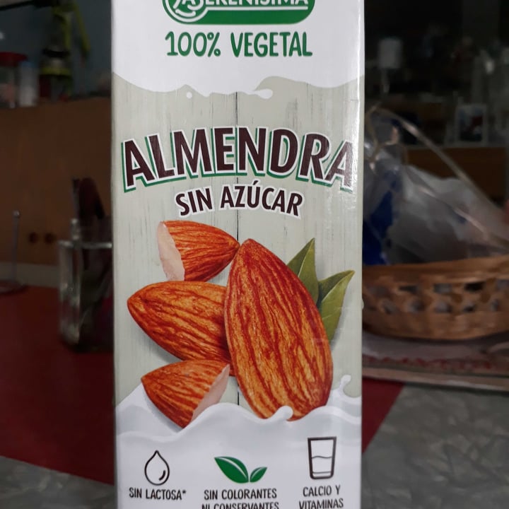 photo of La Serenísima Leche de Almendras Sin Azúcar shared by @lulapasc on  25 Sep 2022 - review