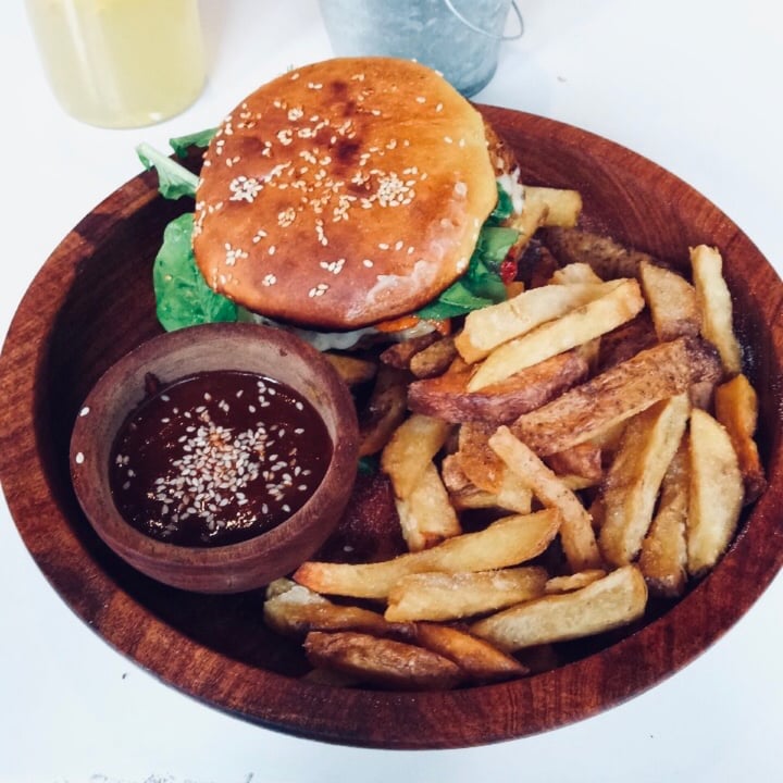 review photo of Wara espacio saludable Hamburguesa "tranqui" de Lentejas shared by @ronaldot on 07 Apr 2021 - review