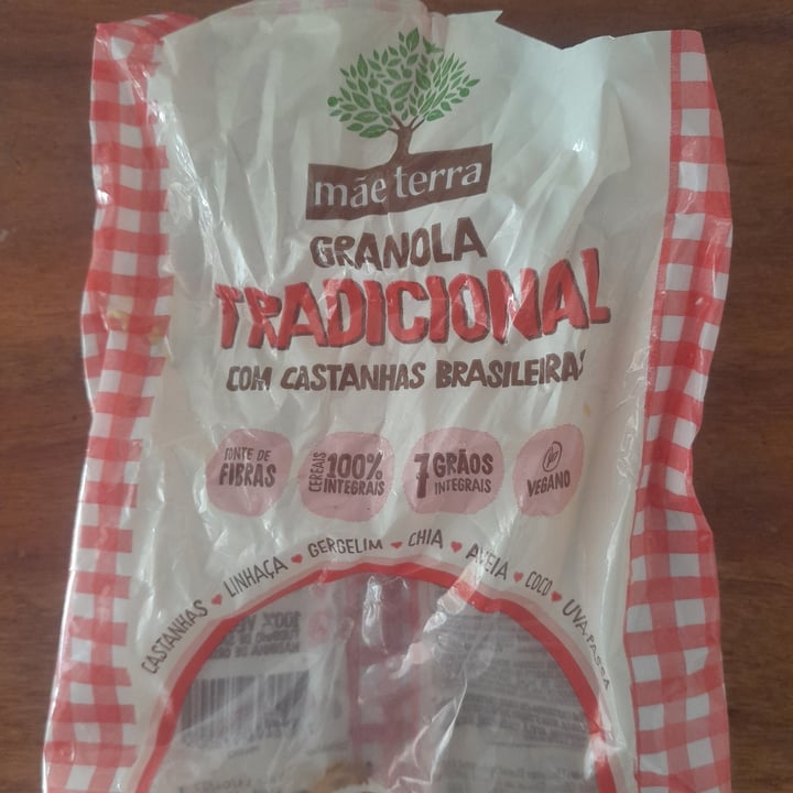 photo of Granola Mãe Terra Granola De Castanhas shared by @siomara on  01 Aug 2022 - review