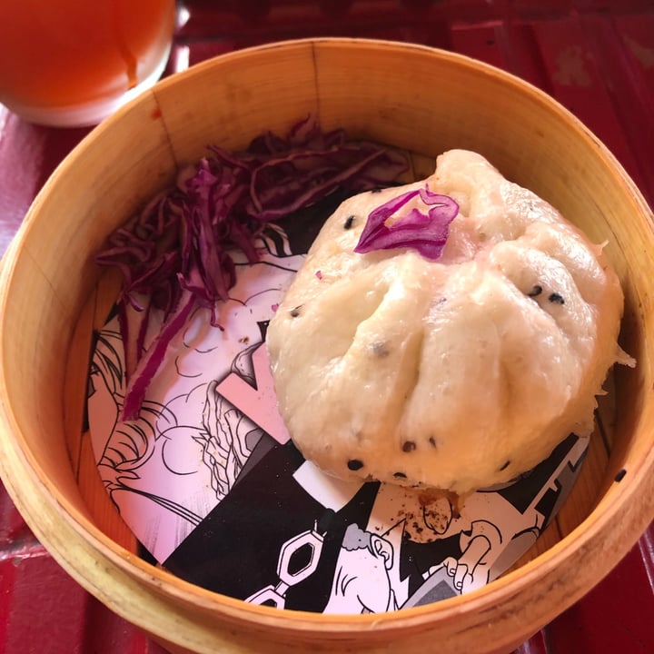 photo of KOI Dumplings Bao de vegetales shared by @carovivern on  27 Sep 2021 - review