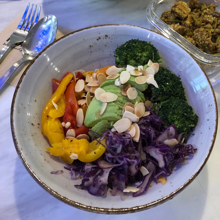 photo of Haakon Superfoods and Juice Buddha bowl shared by @katherinegloria on  05 Dec 2019 - review