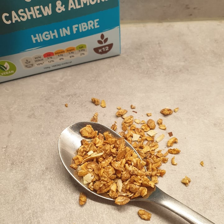 photo of Kellogg Kellogg’s Granola shared by @v3e3r3o on  04 Dec 2020 - review