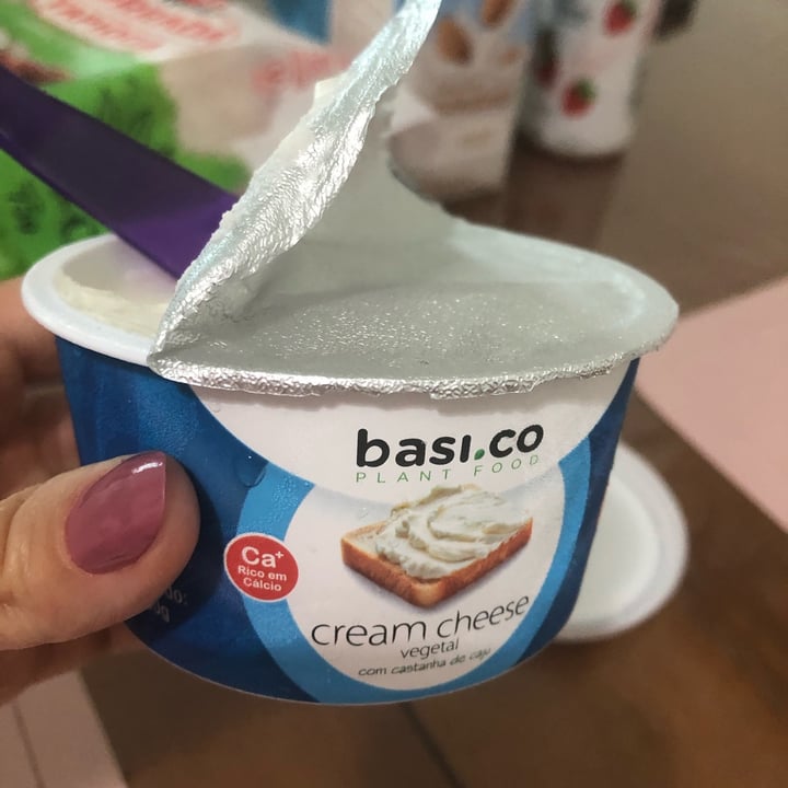photo of Basi.co Cream Cheese Vegetal shared by @monalisatc on  29 Sep 2022 - review
