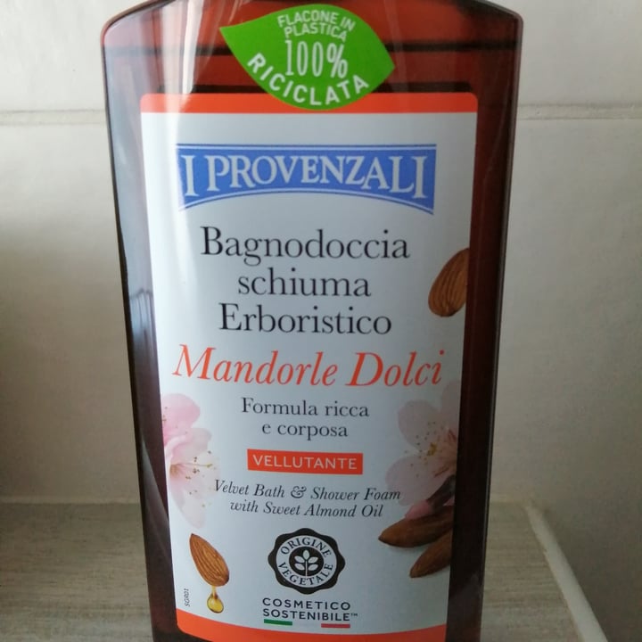 photo of I Provenzali Bagno schiuma all'olio idratante di mandorle dolci shared by @a12d on  05 Apr 2021 - review