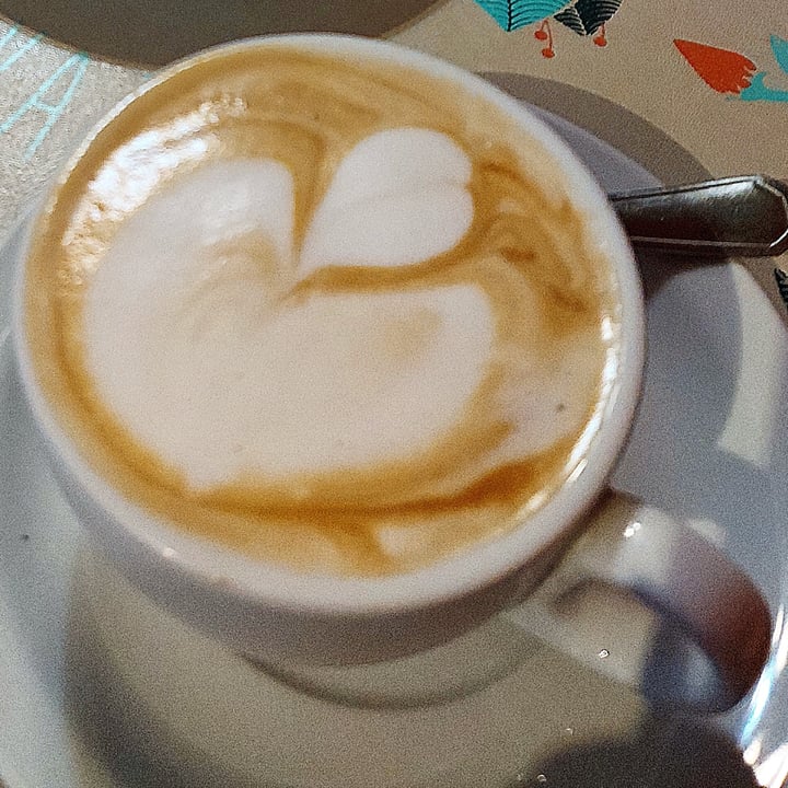 review photo of Boulevard Deli&Te Mocca Latte Sabor Amaretto Con Leche De Castañas shared by @sofiadepaoli on 16 Aug 2021 - review