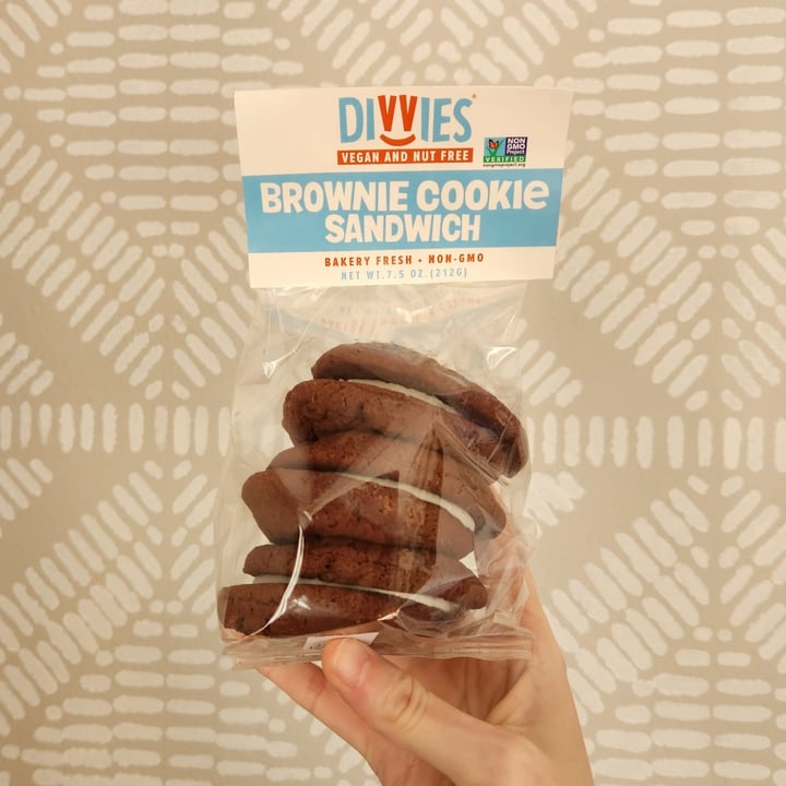 photo of Divvies Brownie Cookie Sandwiches shared by @rosieb33 on  15 Nov 2022 - review