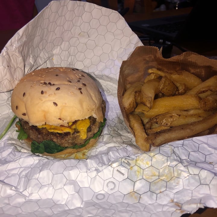 photo of Nehuén - Parador Artesanal Burger Vegana shared by @valuveg on  14 Feb 2021 - review