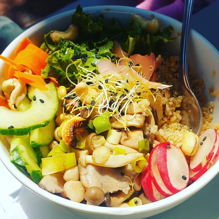 review photo of Cafe Roux - Noordhoek Buddha Bowl shared by @plantbasedpantry on 30 Oct 2020 - review