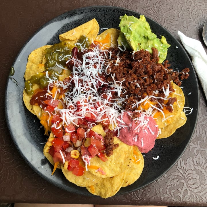 review photo of Herbees Garden Cafe Vegan Nachos (add vegan mince) shared by @shania8 on 28 Jan 2022 - review