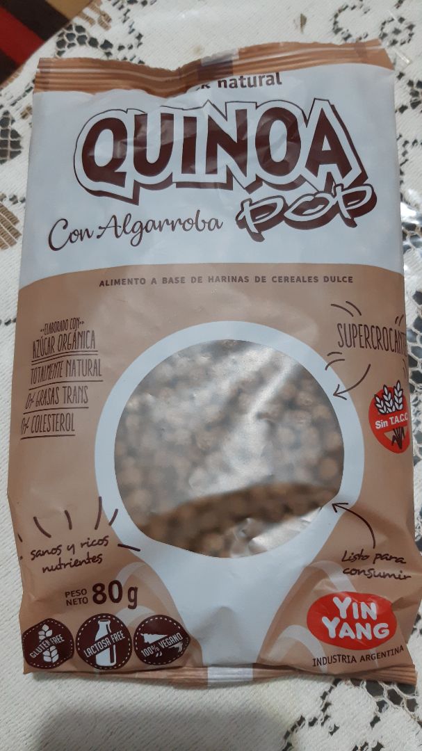 photo of Yin Yang Quinoa Pop con Algarroba shared by @azulclarito on  27 Jan 2020 - review