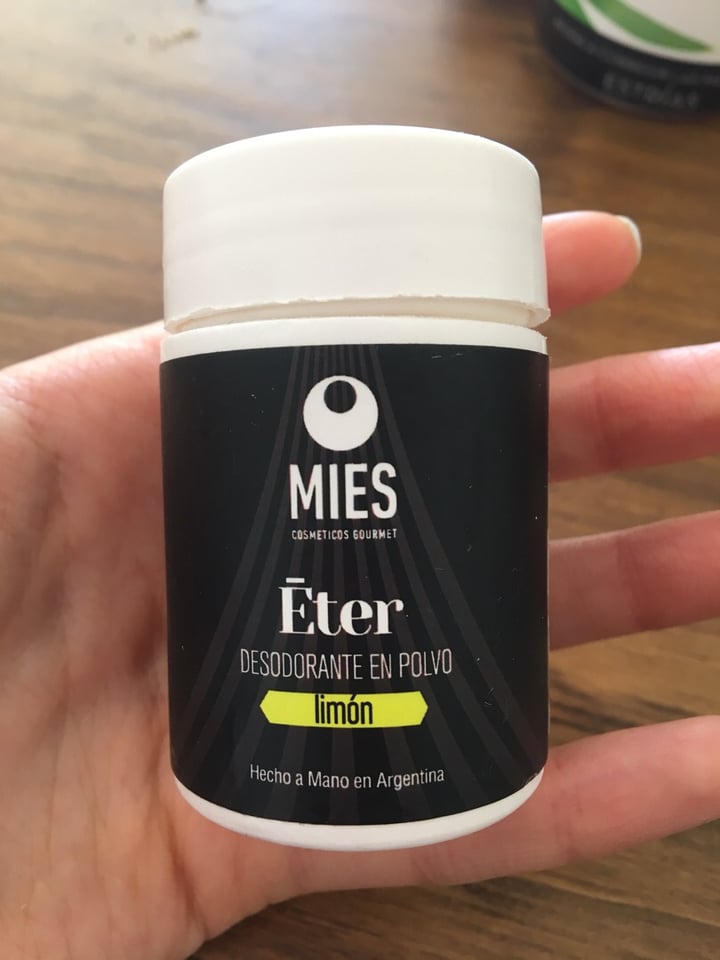 photo of Mies Eter (desodorante) shared by @luisinamagnin on  01 Aug 2019 - review