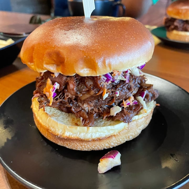 review photo of Wisdom Vegan Bakery BBQ Pulled Sandwhich shared by @peachypersica on 27 Oct 2022 - review
