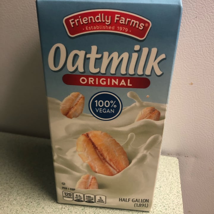 photo of Friendly Farms Oatmilk Original shared by @bailey1128 on  23 Mar 2022 - review