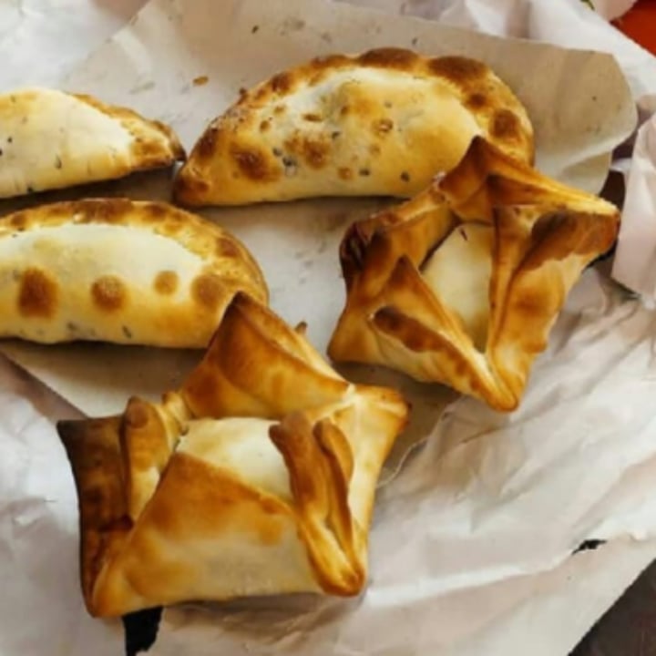 photo of Empanadas de 10 - San Justo Empanadas Caprese shared by @vegaylu on  02 Aug 2020 - review