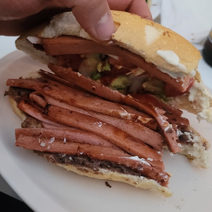 photo of Veganísimo Loncheria Vegana Torta de salchicha shared by @oregonducks on  17 Oct 2021 - review