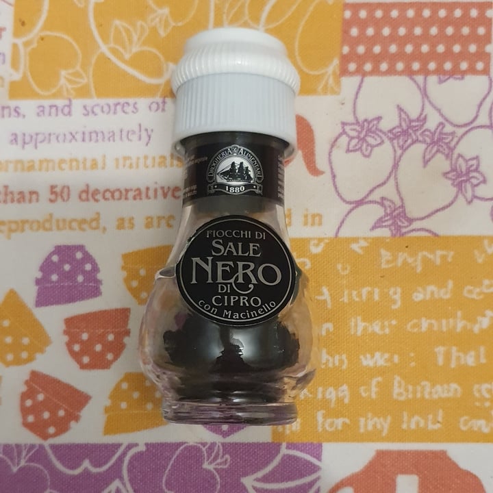 review photo of La drogheria 1880 Fiocchi di sale nero di Cipro shared by @enzino on 01 May 2022 - review