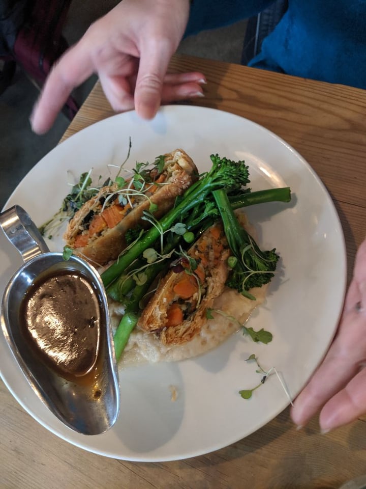 review photo of Bill's Welwyn Garden City Restaurant Carrot, Cashew Nut And Mushroom Wellington shared by @annaefenton on 05 Jan 2020 - review