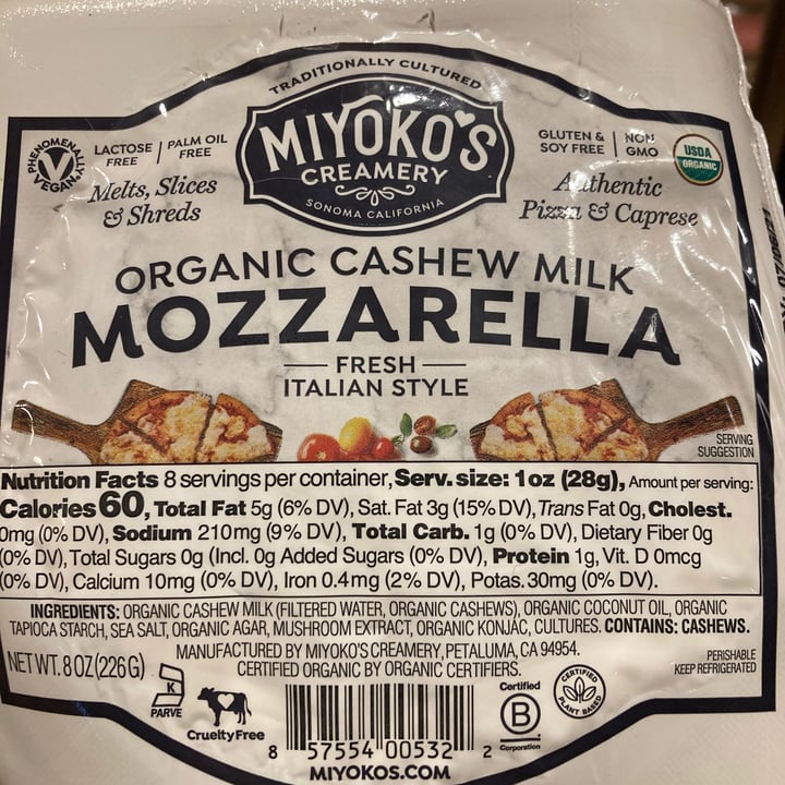 photo of Miyoko's Creamery Organic Cashew Milk Mozzarella Fresh Italian Style shared by @gutsygrackle on  21 May 2021 - review
