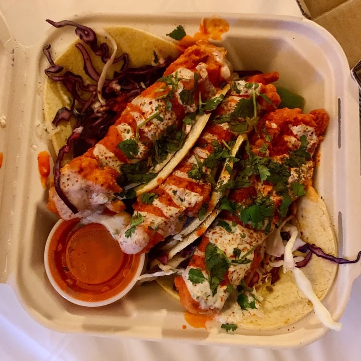 photo of Tucos Taco Lounge Buffalo Tempeh Tacos shared by @thealexrae on  30 Apr 2021 - review