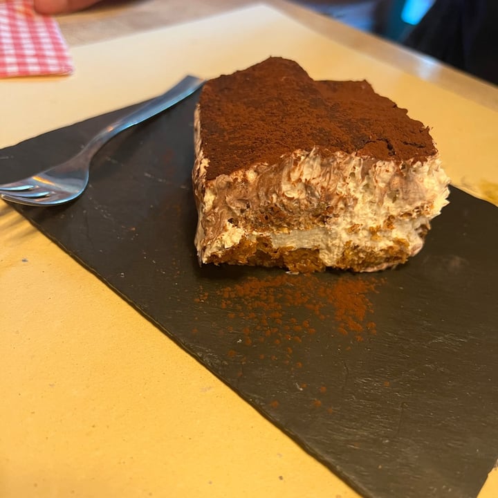 review photo of VegAmore Tiramisù shared by @vviola on 29 Mar 2022 - review