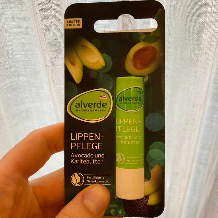 photo of Alverde Naturkosmetik Lippen-pflege Avocado und Karitébutter shared by @chiaramilanesi on  15 Apr 2022 - review