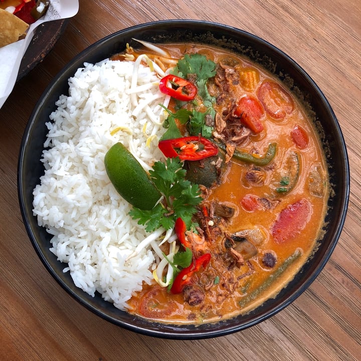 photo of Genius Central Singapore Thai Red Curry shared by @katherinegloria on  14 Jan 2022 - review