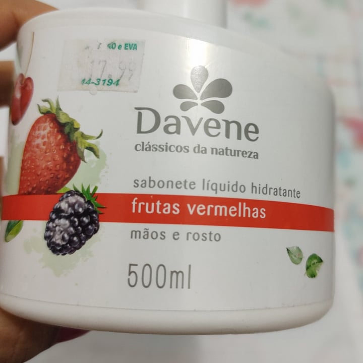 review photo of Davene Sabonete Líquido Hidratante Frutas Vermelhas shared by @rosangelapaula013 on 30 Jul 2021 - review