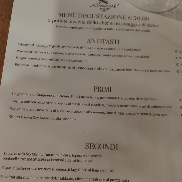 review photo of Romeow Cat Bistrot Tagliere di formaggi vegetali e composte di cipolla e frutta shared by @frenny on 18 Apr 2022 - review