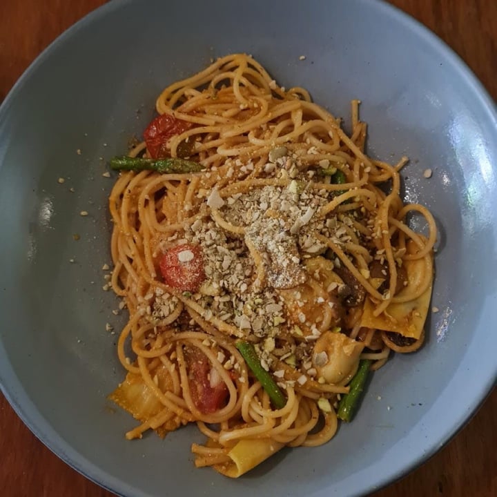 photo of Forever Vegano Spaghetti provenzal shared by @anaamezaaa1712-03 on  25 Jul 2021 - review