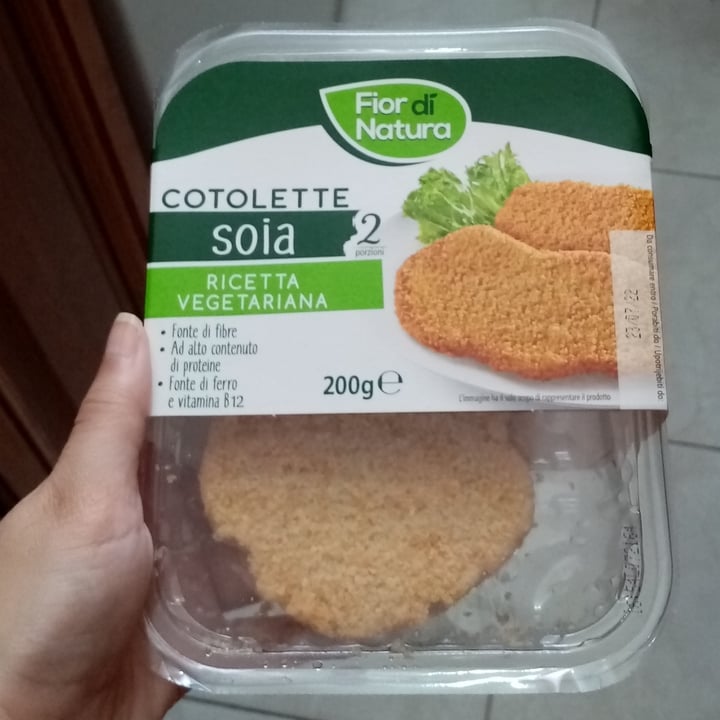 photo of Fior di Natura cotolette Soia shared by @demenzia89 on  10 Jul 2022 - review