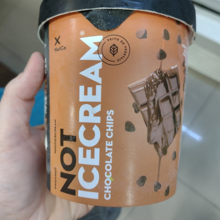 photo of NotCo Not Ice Cream Chocolate Chips shared by @liviafrigerineves on  22 May 2022 - review