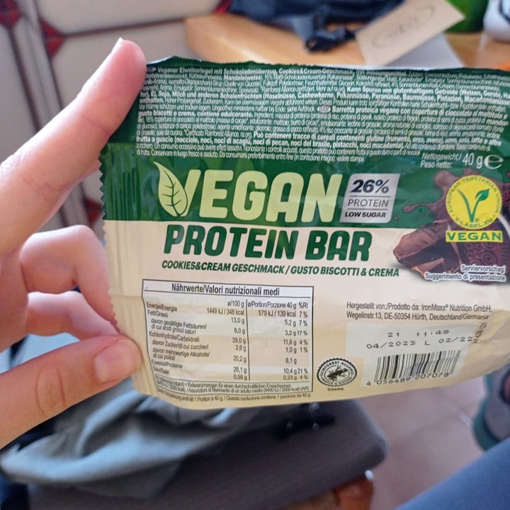 photo of Vegan Protein Bar  Cookies and cream geschmack shared by @elenaaio on  25 Aug 2022 - review