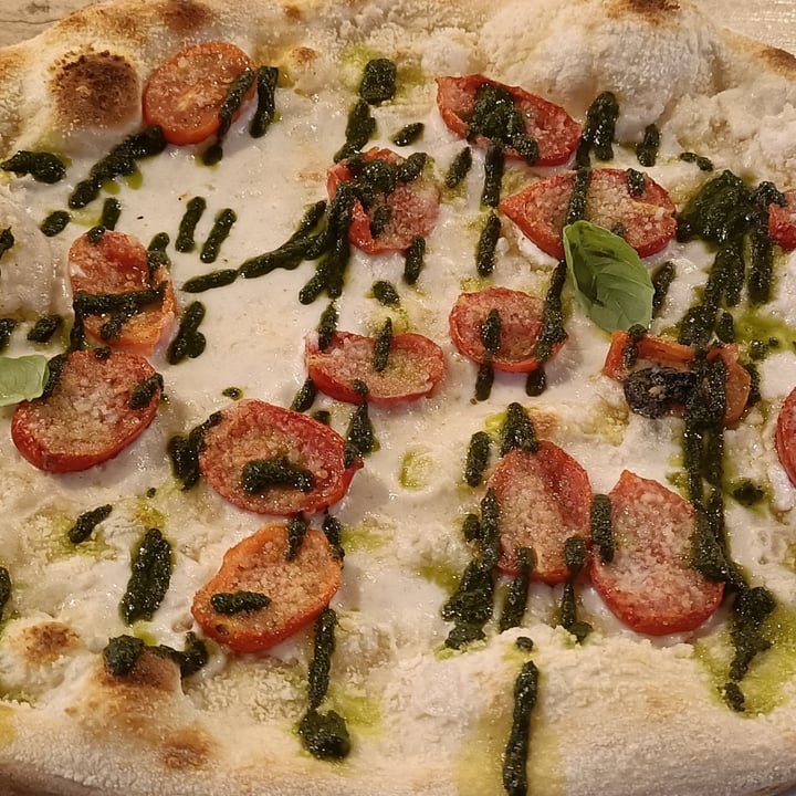 review photo of Pizzeria Daniela pizza vegana di giugno shared by @angelag on 14 Jul 2022 - review