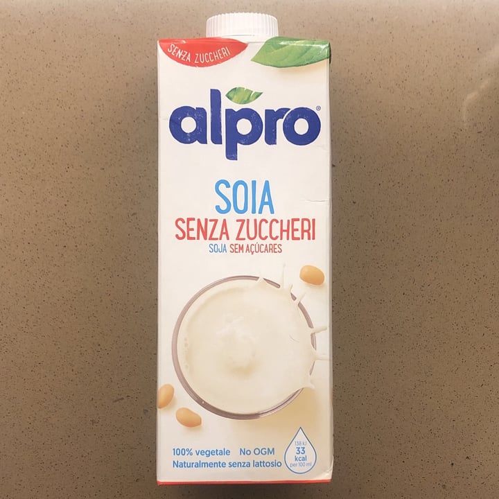 review photo of Alpro Bevanda Di Soia Senza Zuccheri shared by @giorgiaas on 10 Apr 2022 - review