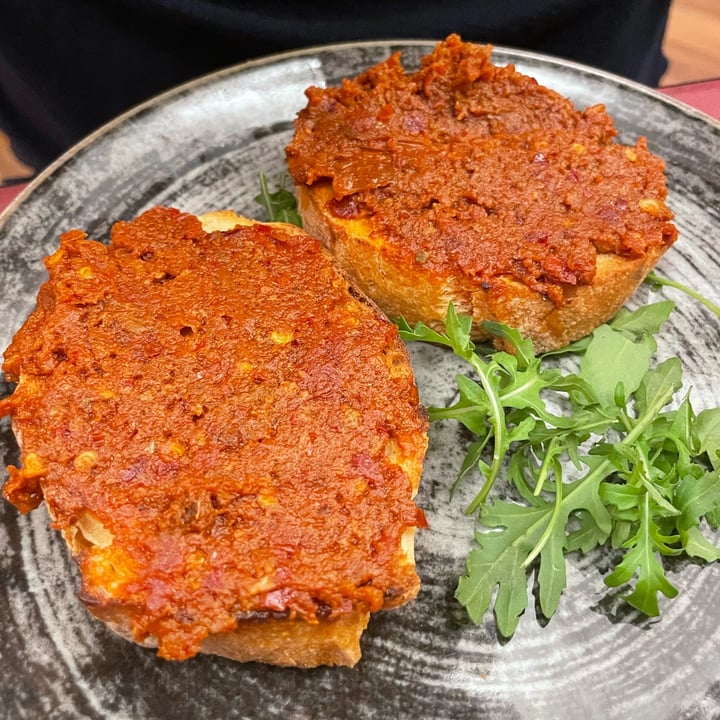 review photo of Rifugio Romano Bruschetta Nduja Vegan shared by @hwi-noree on 11 Oct 2022 - review