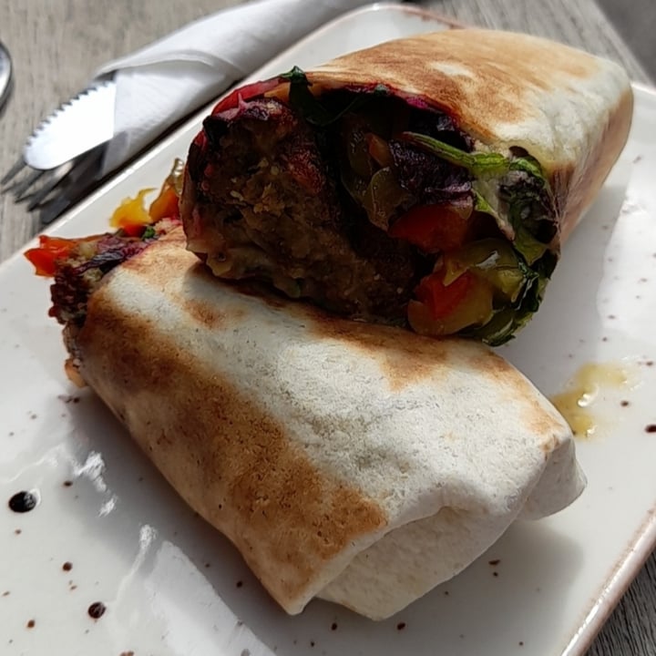 review photo of Koffee & Kale Vegan Fusion Wrap shared by @venerableveganvirtue on 26 Jul 2022 - review