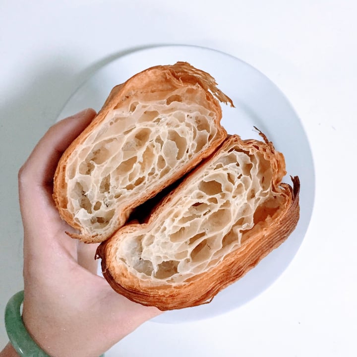 photo of Privé Tiong Bahru Croissant shared by @waisum on  16 Oct 2020 - review