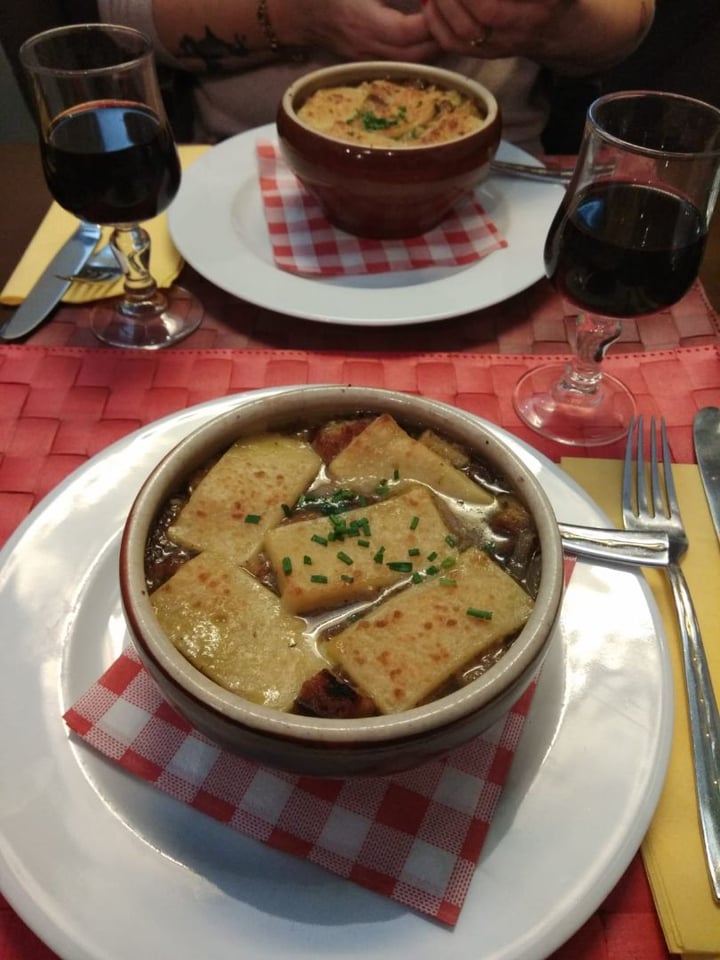 photo of Le Potager du Marais French onion soup shared by @gsavaryego on  14 Jan 2020 - review