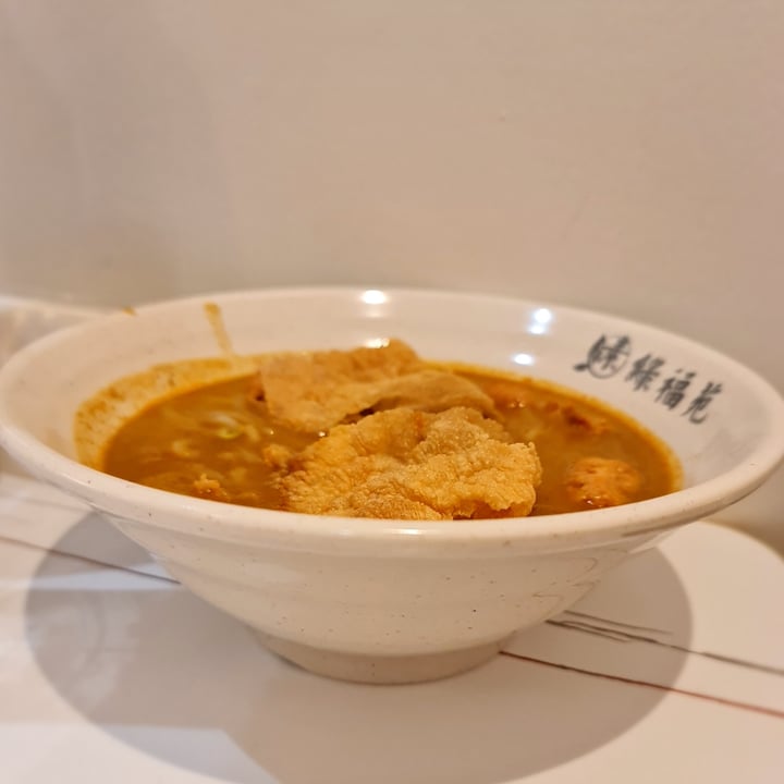 review photo of Green Bliss Habitat Curry Noodle shared by @parismelody on 08 Dec 2022 - review